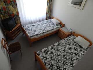 Отель Motel Brencis Иецава Двухместный номер с 1 кроватью или 2 отдельными кроватями-3